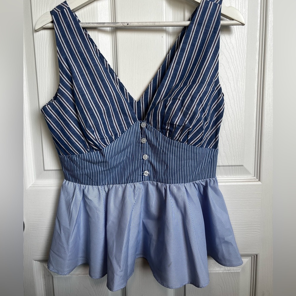Aqua top